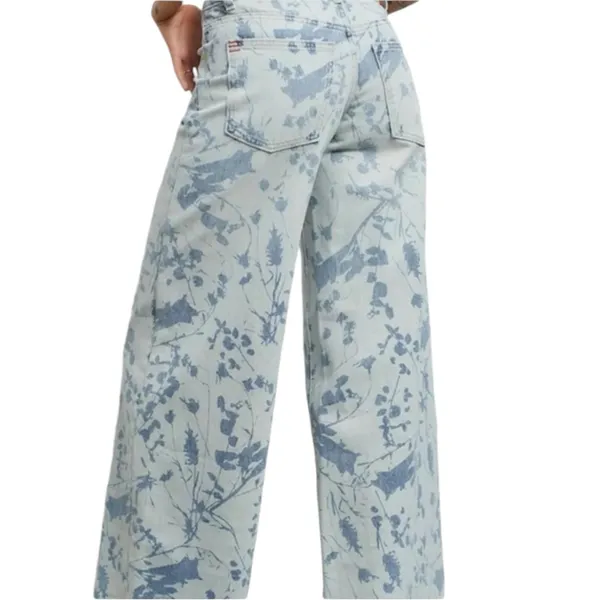 BDG Low & Wide Floral Print Jeans - Image 3