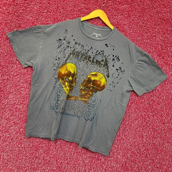 Metallica Live in Concert 92 Distressed Heavy Metal Tee One Size - Image 3