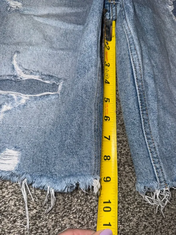 Free People We The Free Twenty-Seven Distressed Denim Jorts Shorts Size 27 - Image 3
