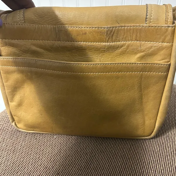 Vintage Tan Genuine Leather Shoulder Bag - Image 8