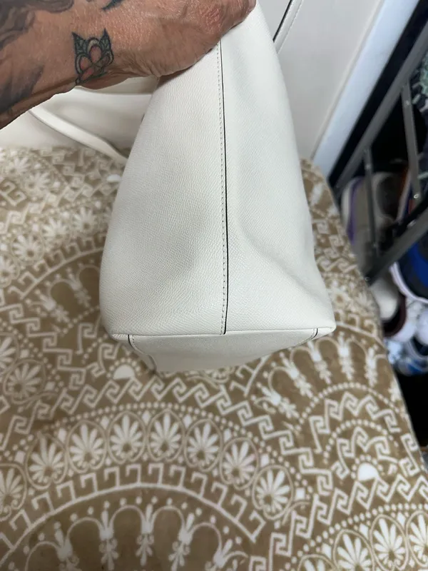 Coach Gallery Cream Leather Tote with Front Zip and Gold Hardware with Dustbag - Image 6