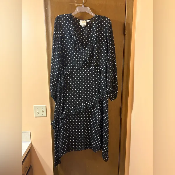 Anthropologie Maeve Sirena Polka Dot Ruffled Tunic Midi Dress in Black & White - Image 5
