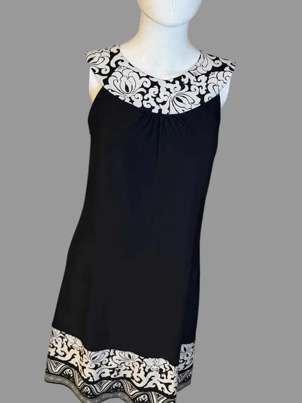 White House Black Market Black Dress with White Damask Trim - Image 2
