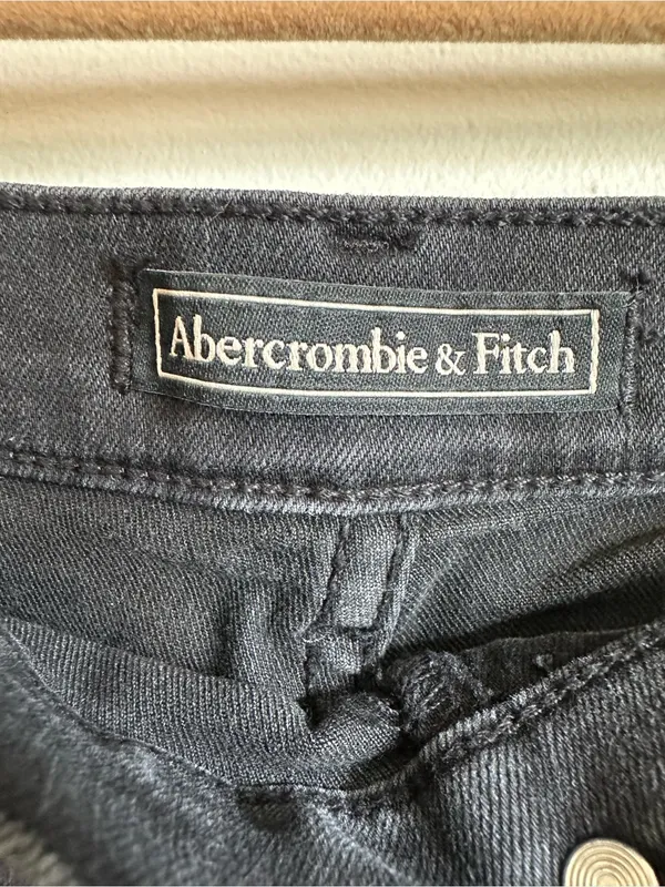 Abercrombie & Fitch Black Raw Hem Shorts Womens 28 2 - Image 3
