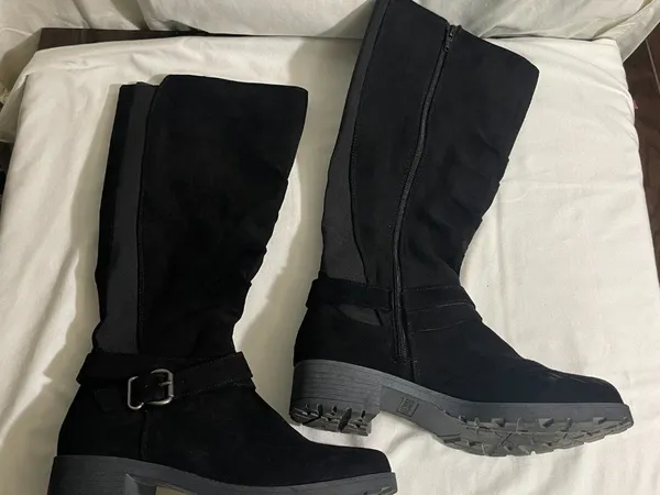 UNIONBAY Women's Black Tall Riding Boots Side Zip Buckle Stretch Panel Size 8M - Image 2