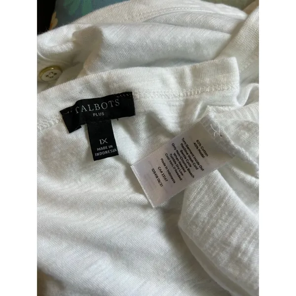 Talbots Plus 1X White Slub Knit Boat Neck Button Shoulder Top Cotton Modal - Image 8