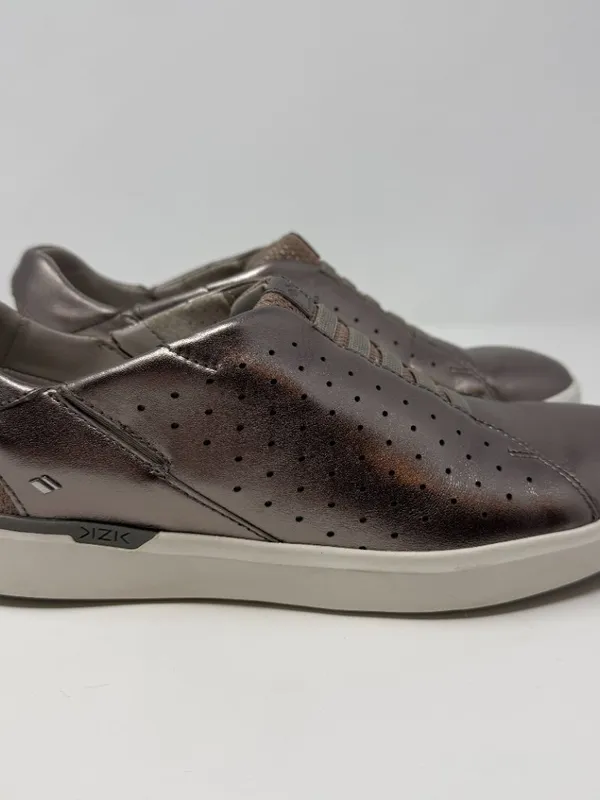Kizik Miami Hands-Free Slip-On Sneaker Women's 8M Metallic Silver Leather Casual - Image 2