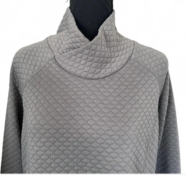 Jones New York gray sweatshirt size medium  - Image 3