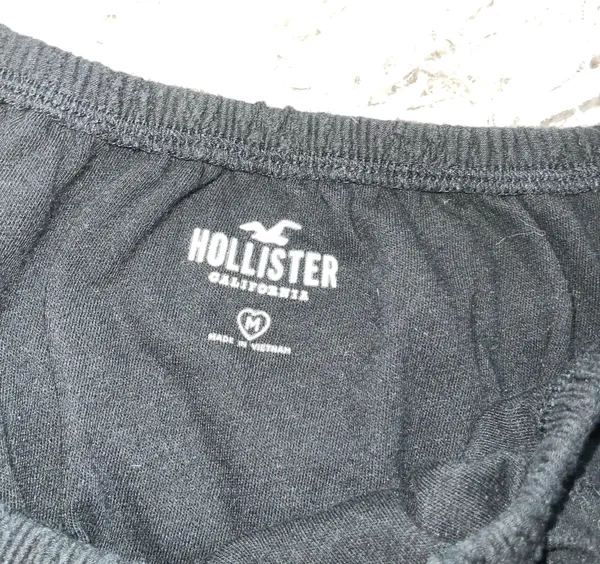 Hollister lightly worn top - Image 3