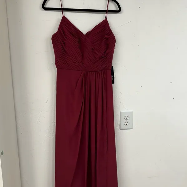 Weddington Way Burgundy Satin Sleeveless Bridesmaid Maxi Dress Womens 6 Formal - Image 2