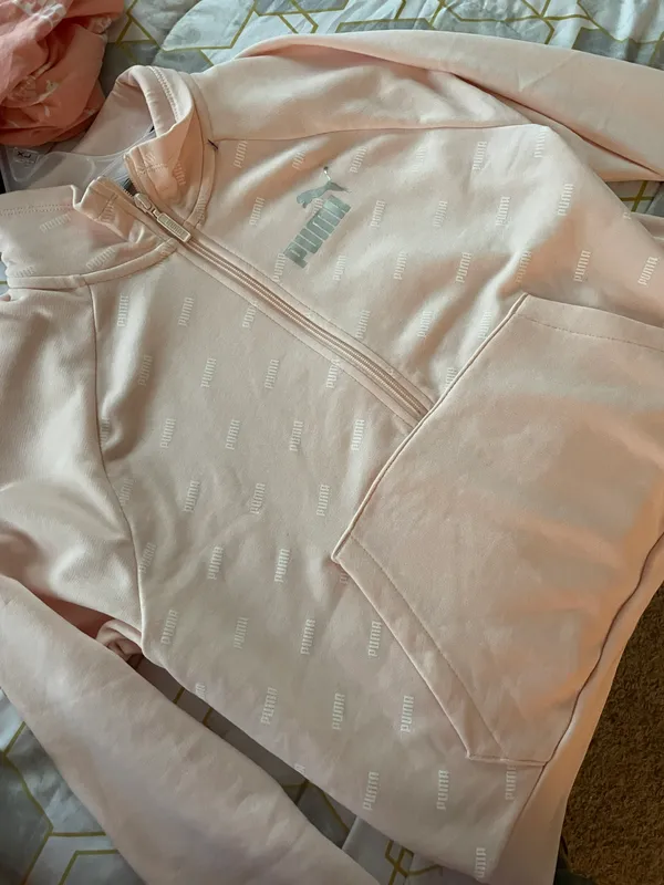 Woman’s  Pullover - Image 2