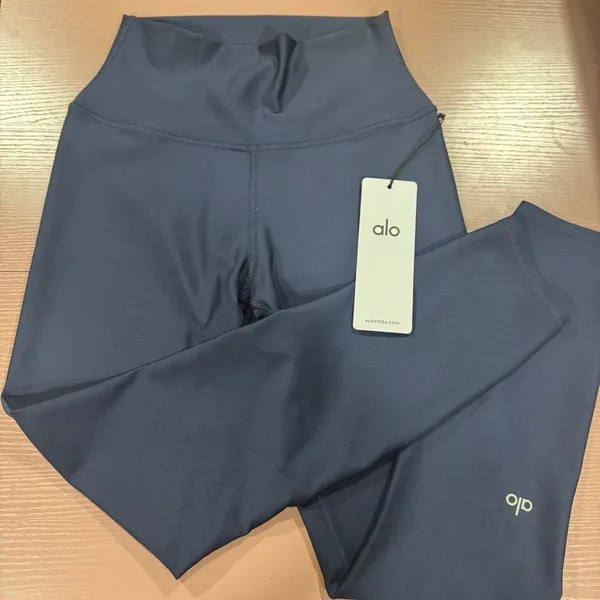 ALO 7/8 High-Waist Airlift Legging Navy - Image 6