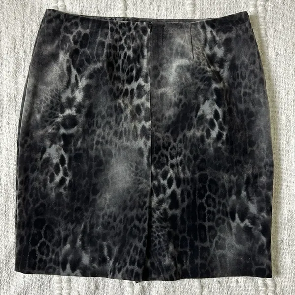 Karen Kane Crushed‎ Velvet Animal Print Fitted Skirt Size 6 Black Cheetah - Image 5