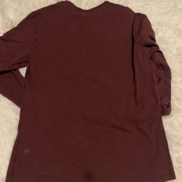 lululemon athletica Maroon Long Sleeve Shirt no size best for small - Image 5