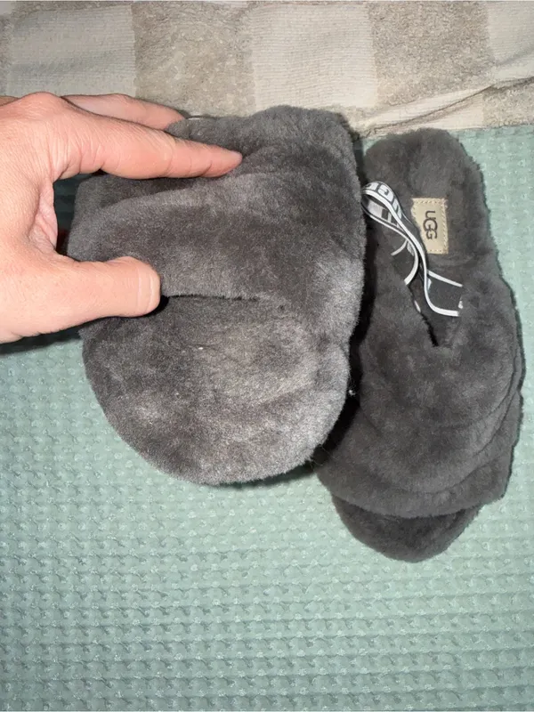 UGG Fluff Yeah Slide sandals‎ size 8 - Image 2