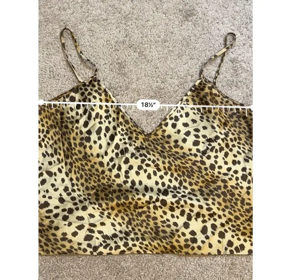 Victoria's Secret Women’s Satin Animal Print Top. Size XL - Image 3