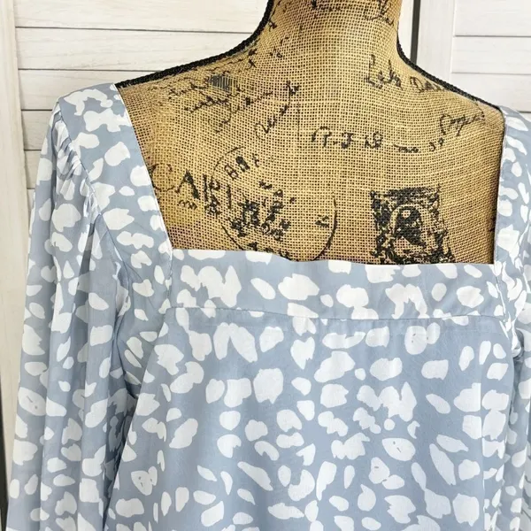 Lucca Petal Print Square‎ Neck Crop Blouse Blue White Large Long Balloon Sleeve - Image 5