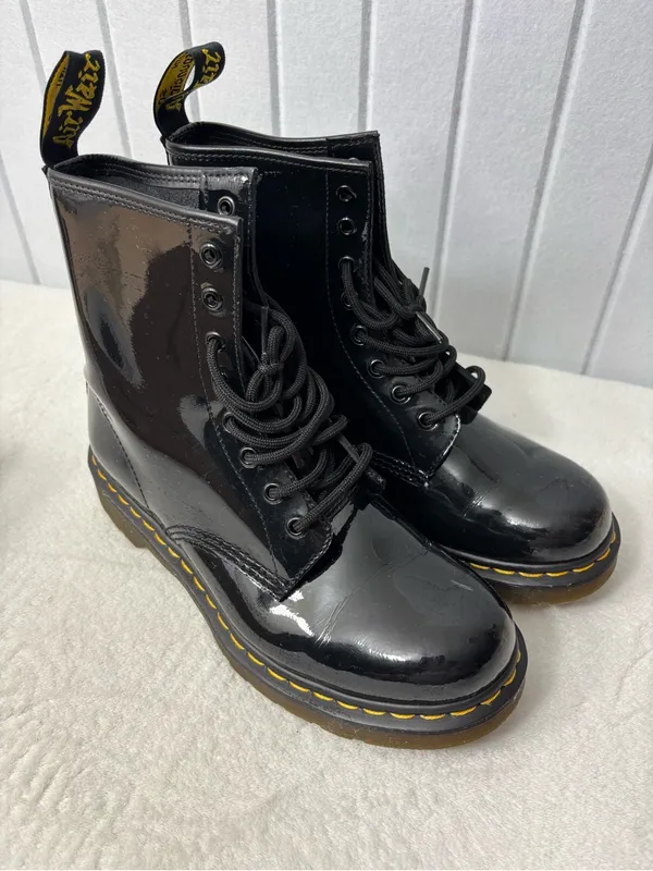 Dr. Martens 1460 Women's Black‎ Patent Leather Lace-Up Boot, Size 9 - Image 2