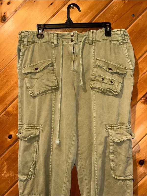 Free People We The Free Tahiti Pull-On Cargo Pants in Dried Herb green - Image 5