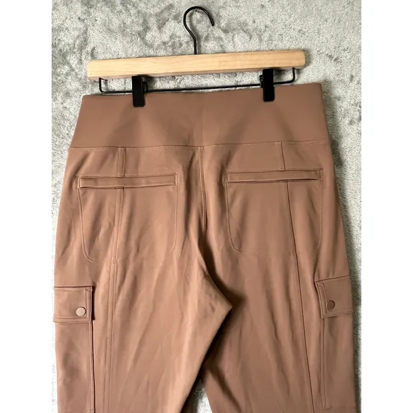 Athleta Delancey Straight Cargo‎ Pant Large Taupe Pull On Travel Work Pant - Image 4