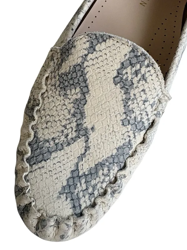 EUC Cole Haan Leather Evelyn Driving Loafers Snakeskin Size 8 - Image 2