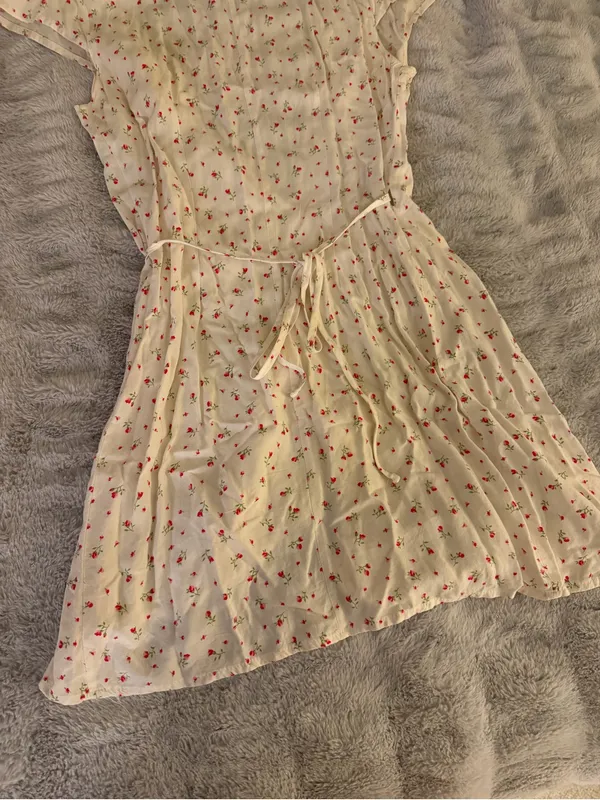 Brandy Melville Wrap Dress - Image 4