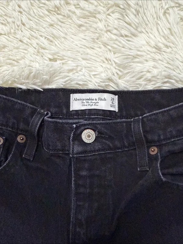 Abercrombie & Fitch The 90’s Straight Ultra High Rise Jeans - Image 4