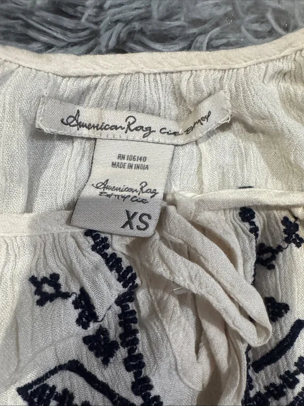 American Rag White Peasant Blouse with Navy Embroidery. 🚨Limited liquidation🚨 - Image 4