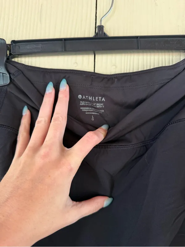 Athleta Run With It 14" Skort - Image 2