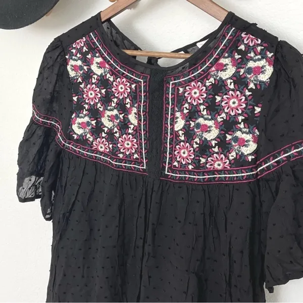 entrance Boutique Dress Embroidered Floral Short Sleeve‎ Boho Bohemian small - Image 2