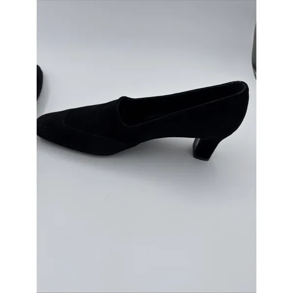 Salvatore Ferragamo Women's Vintage Black Suede Pumps Heels Sz 9.5 70's 80's - Image 4