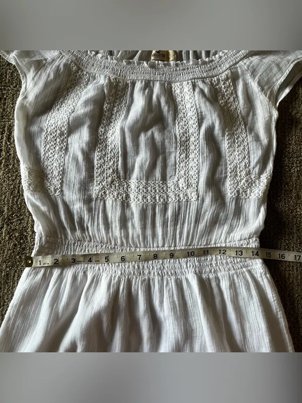 Y2K Hollister Women’s White Cotton Gauze Crochet-Trim Peasant Top dress - Image 6