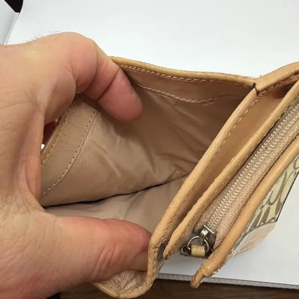 Coach Signature C Trifold Beige Canvas Wallet - Image 8