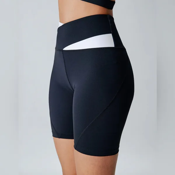 Berlook Activewear Black Crossover Shorts 6" - Image 4