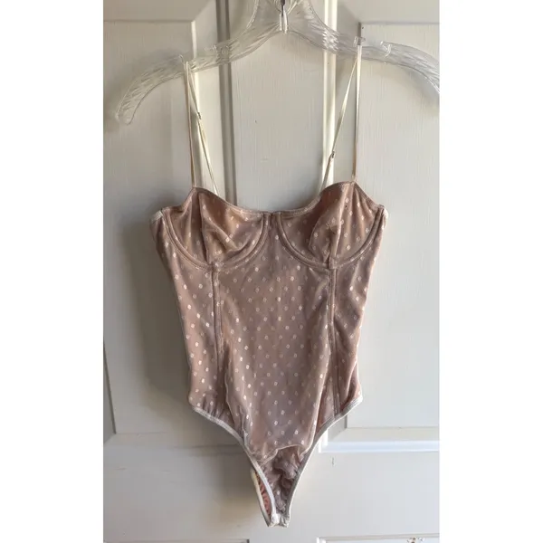 White Fox Boutique No Looking Back Bodysuit Small - Image 4