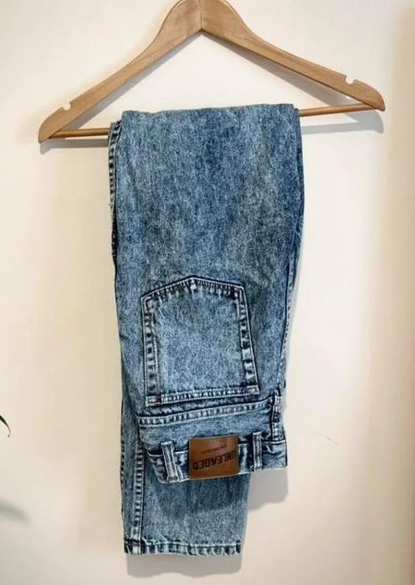 Vintage High Waisted Jeans - Image 2