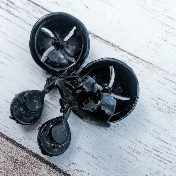 Vintage Clip On Earrings - Black Dangle 1 & 1/8" - Poor Condition - Image 3