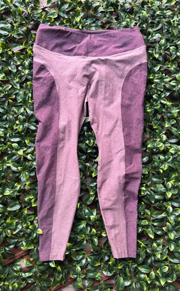 Nike Women's Sculpt Hyper Tight Fit High Rise Training Tights Size 1X - Image 3