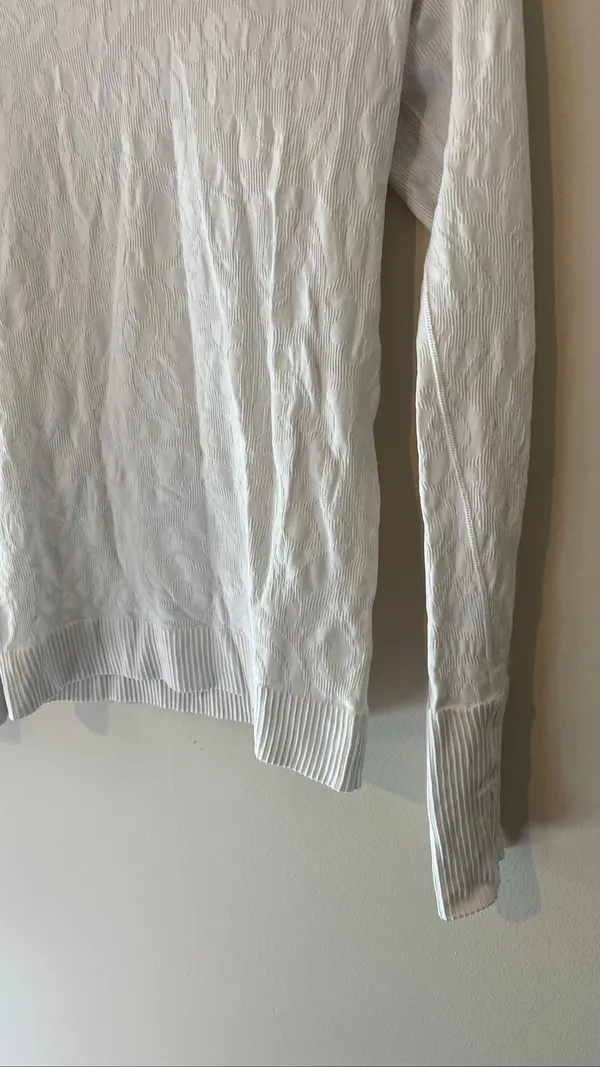 Lululemon White Rest Less Pullover Floral Jacquard Thumbhole Long Sleeve Top Siz - Image 3