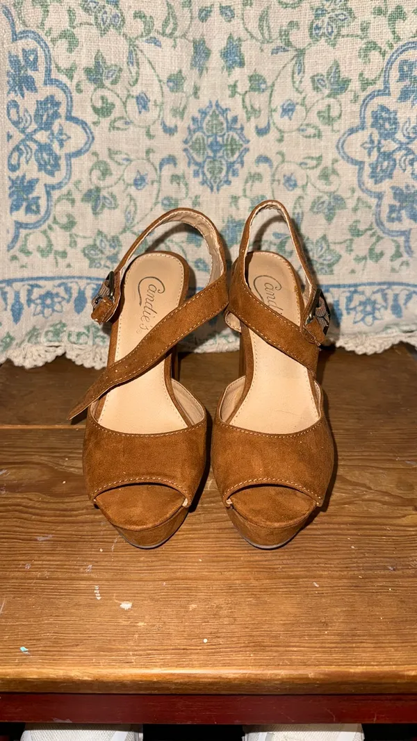 Candie's platform wedge - Image 2