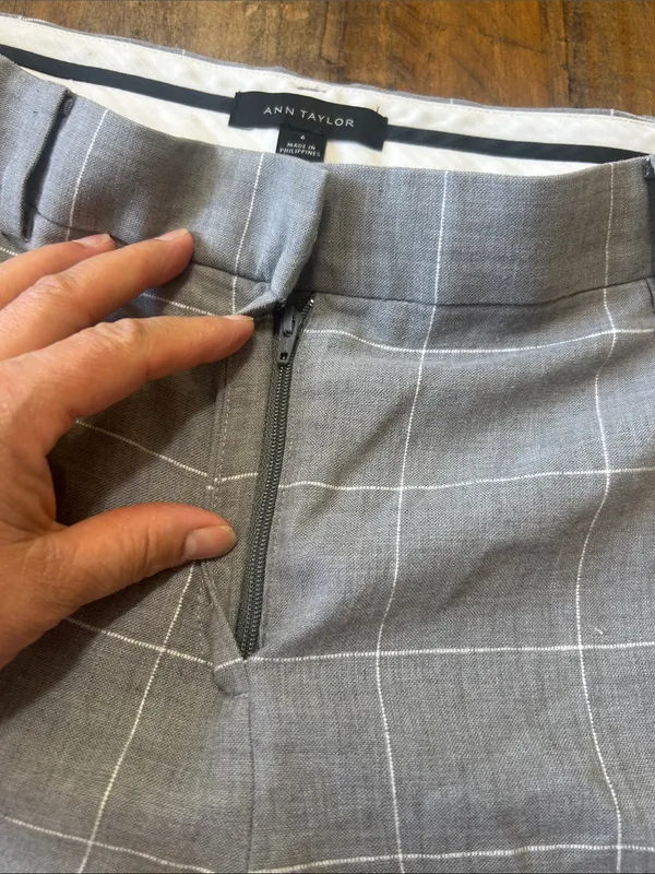 Ann Taylor Gray Windowpane Cropped Dress Pants - Image 6