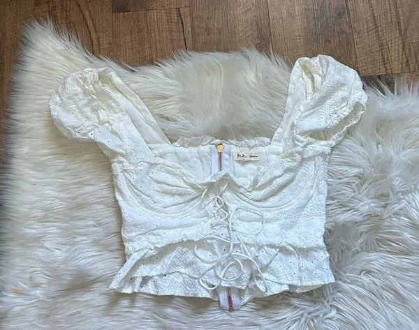 FOR LOVE AND LEMONS Charlotte Eyelet Lace Up Blouse In White - Image 8