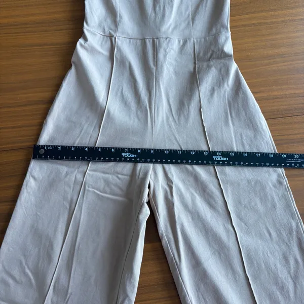 PrettyLittleThing Strapless Jumpsuit Sz 6 Tan Wide Leg Pintuck Office Workwear - Image 12