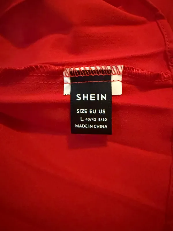 NWOT Red Pleated Tube Midi Dress size M - Image 13