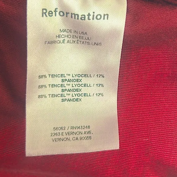 Reformation Wine Red Off the Shoulder LS Scrunched Top Size Small - Image 4