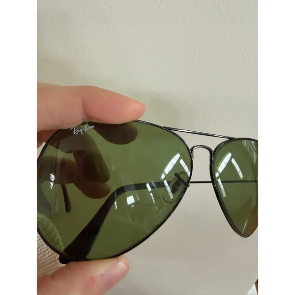 Vintage Ray Ban Black Tone Metal Polarized Aviator Sunglasses Flaw - Image 2