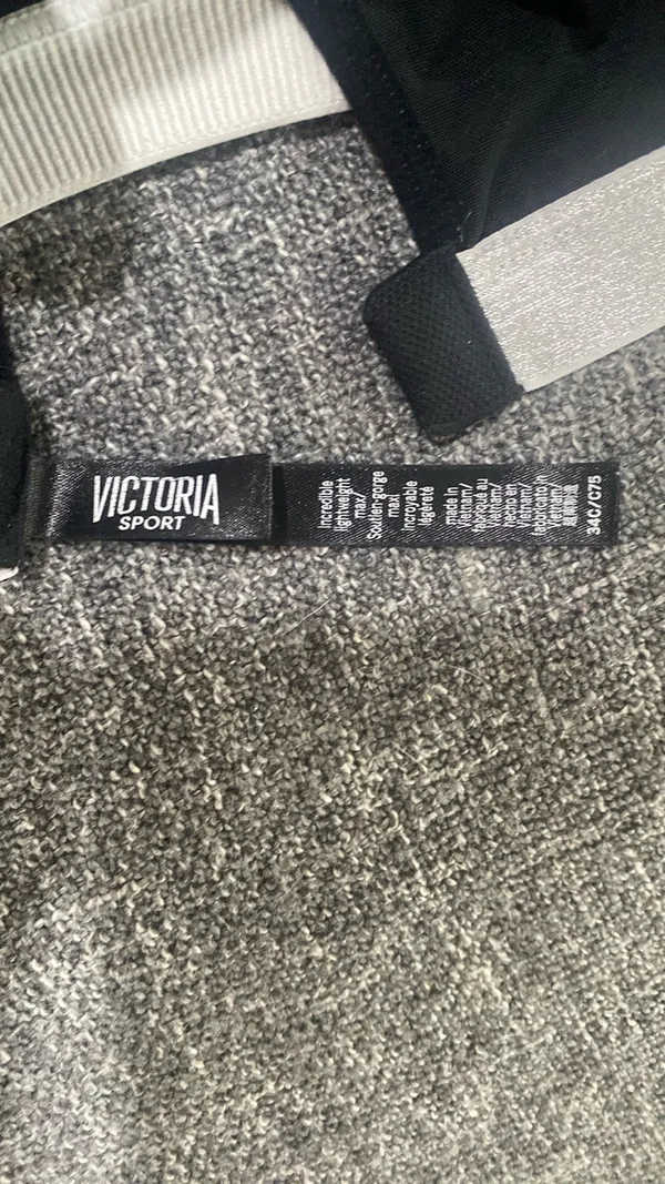 Victoria's Secret Sports Bra - Image 5