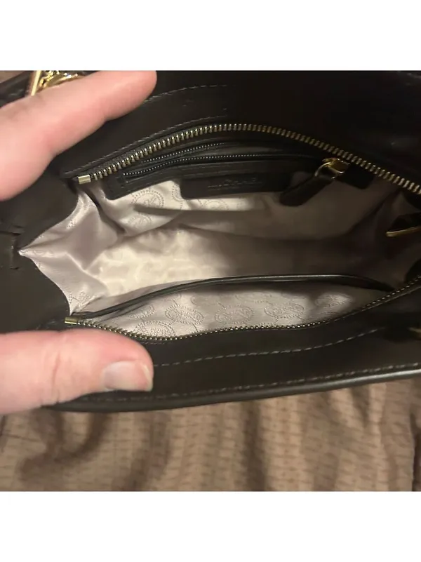 Michael Michael kors cross body - Image 8