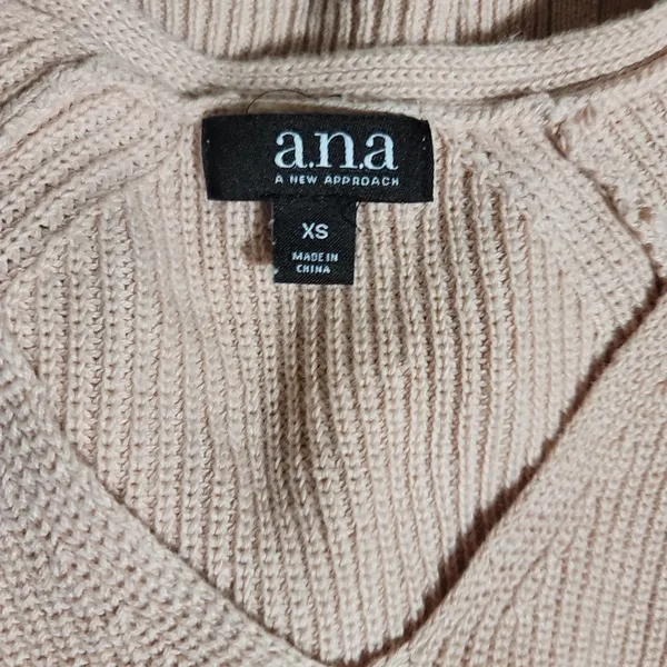 Sweater - Image 3