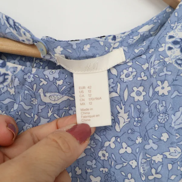 H&M Dress Womens 12 Shift Blue Floral Medallion Short Sleeve Excellent - Image 2
